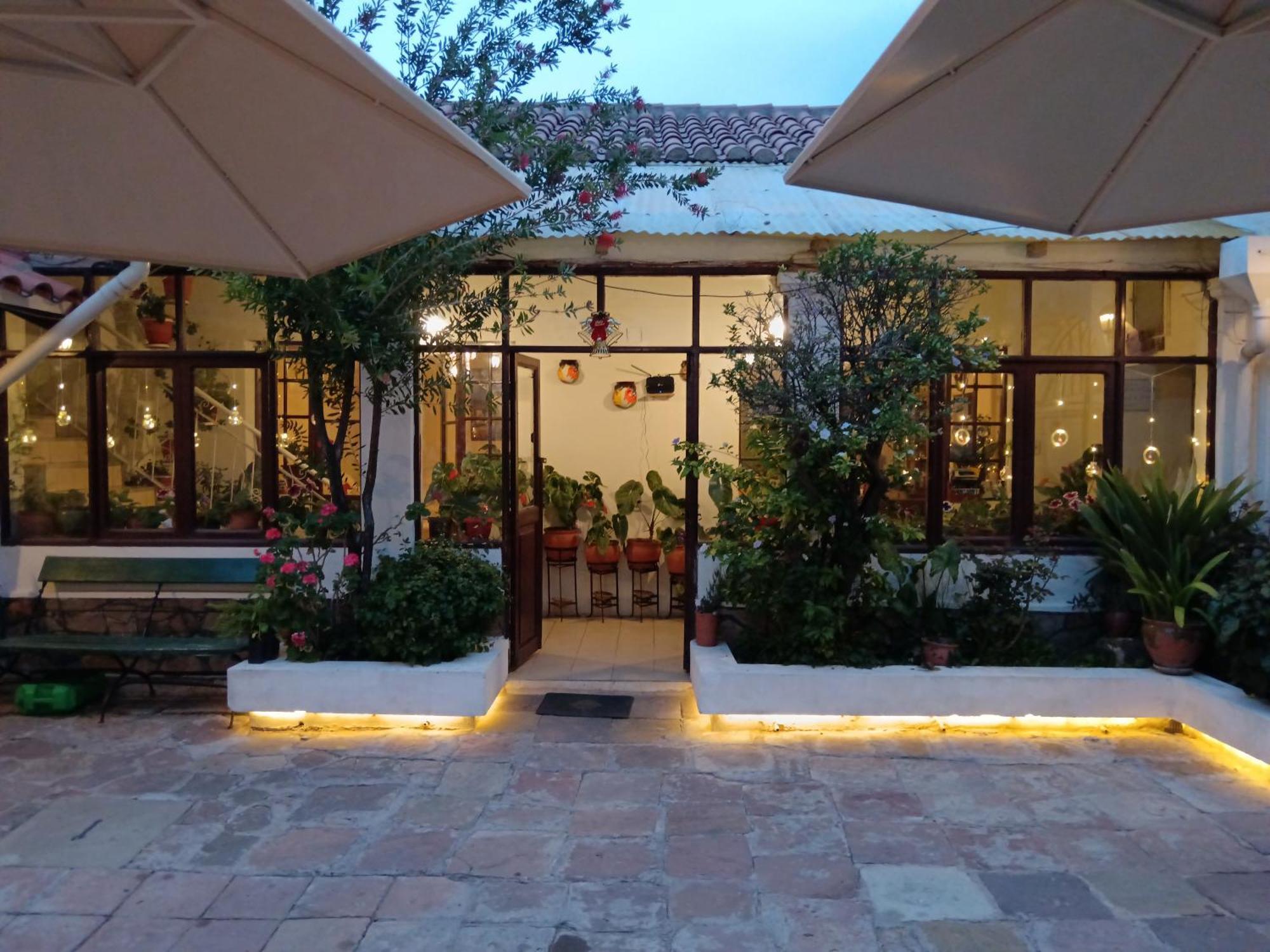 Hospedaje Ajayu Sucre Exterior photo